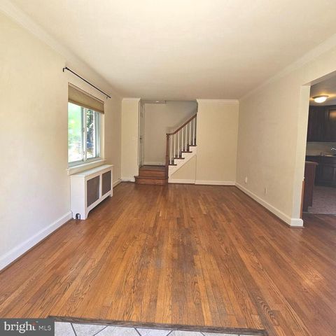 3225 6TH ST S, Arlington, VA 22204