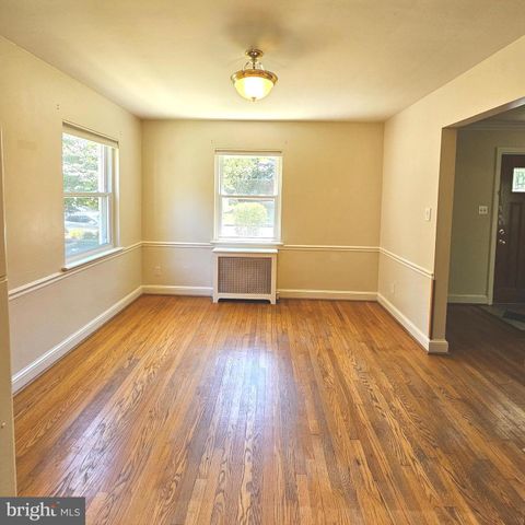 3225 6TH ST S, Arlington, VA 22204