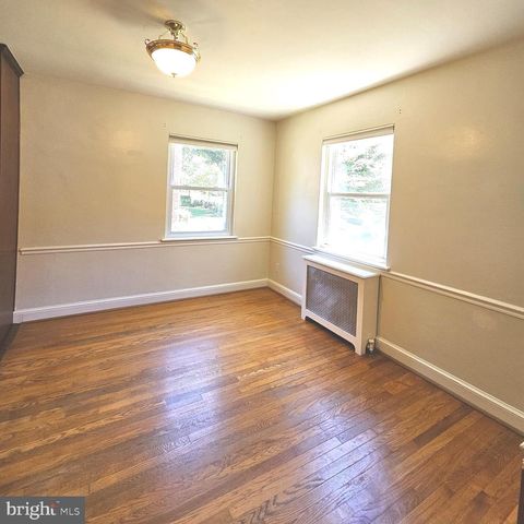 3225 6TH ST S, Arlington, VA 22204