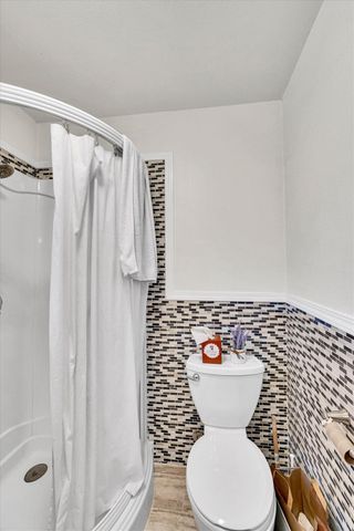 623 10th St, Davis, CA 95616