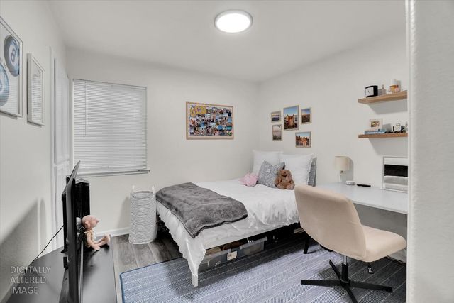 623 10th St, Davis, CA 95616