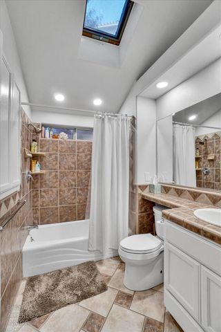 623 10th St, Davis, CA 95616