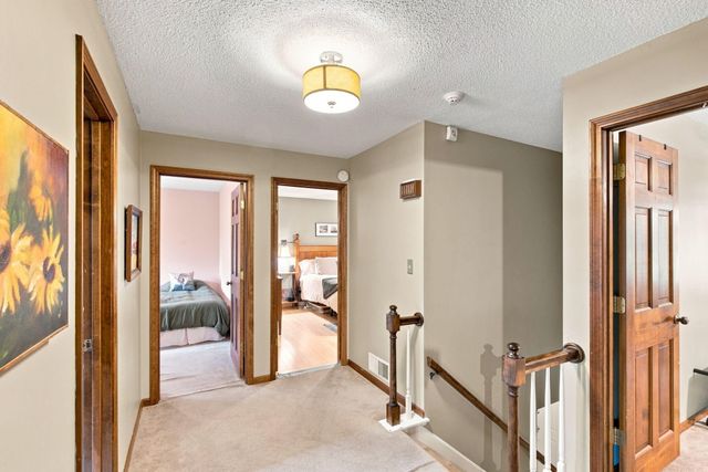 3060 S MAPLE BLUFF DR, Columbia, MO 65203