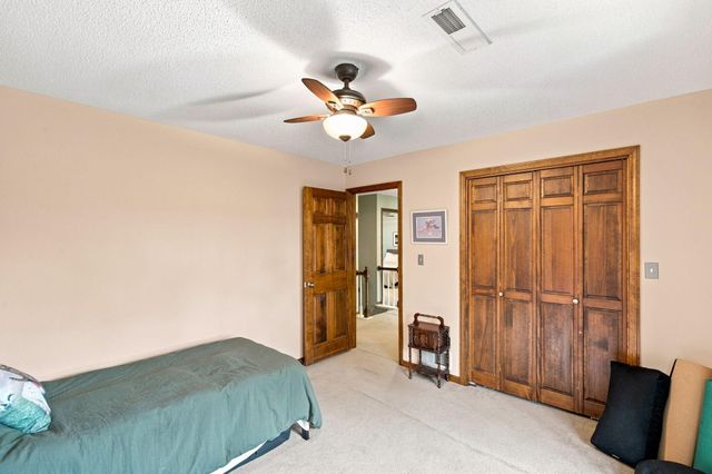 3060 S MAPLE BLUFF DR, Columbia, MO 65203