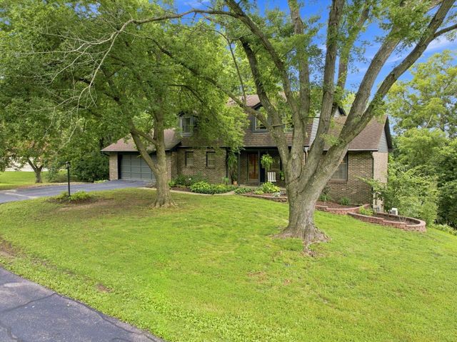 3060 S MAPLE BLUFF DR, Columbia, MO 65203