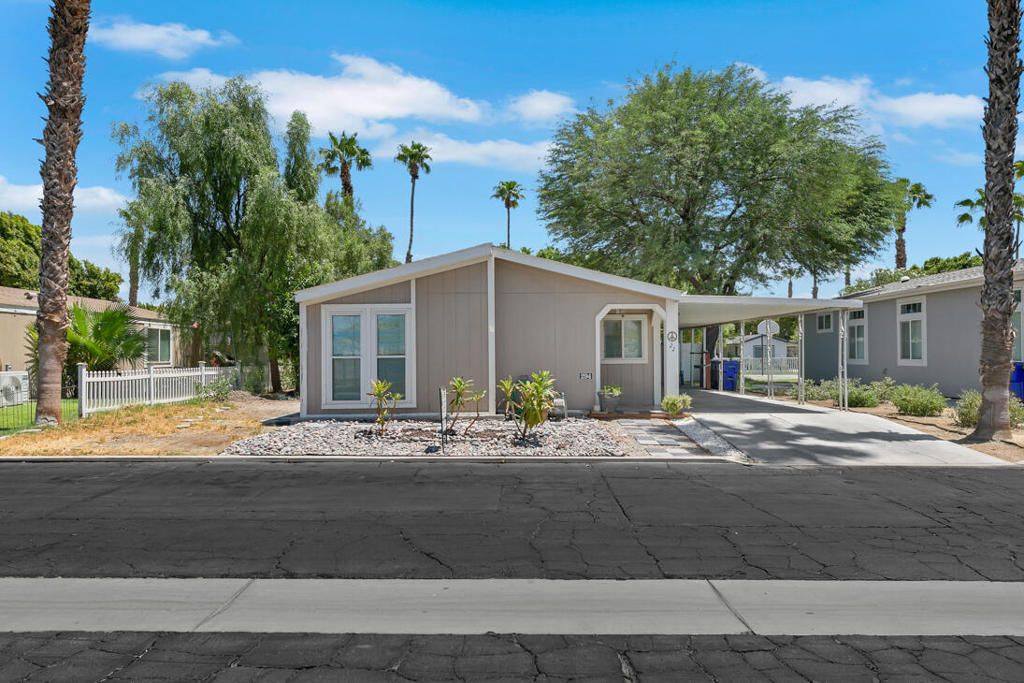 Image 1 of property listing at 80000 Avenue 48 294, Indio, CA 92201