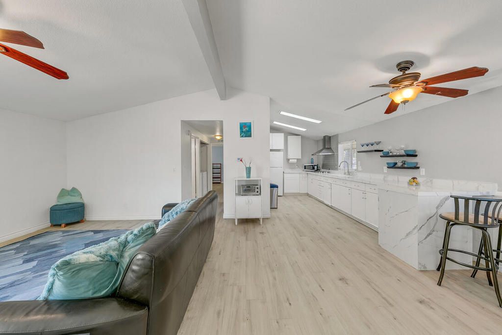Image 11 of property listing at 80000 Avenue 48 294, Indio, CA 92201