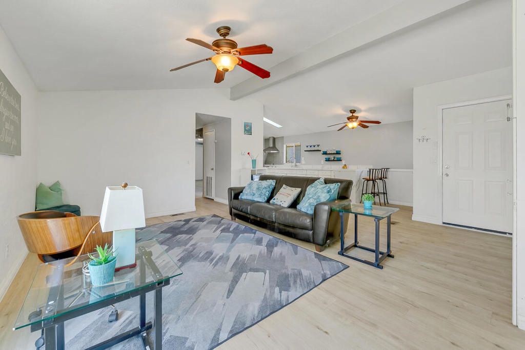 Image 2 of property listing at 80000 Avenue 48 294, Indio, CA 92201