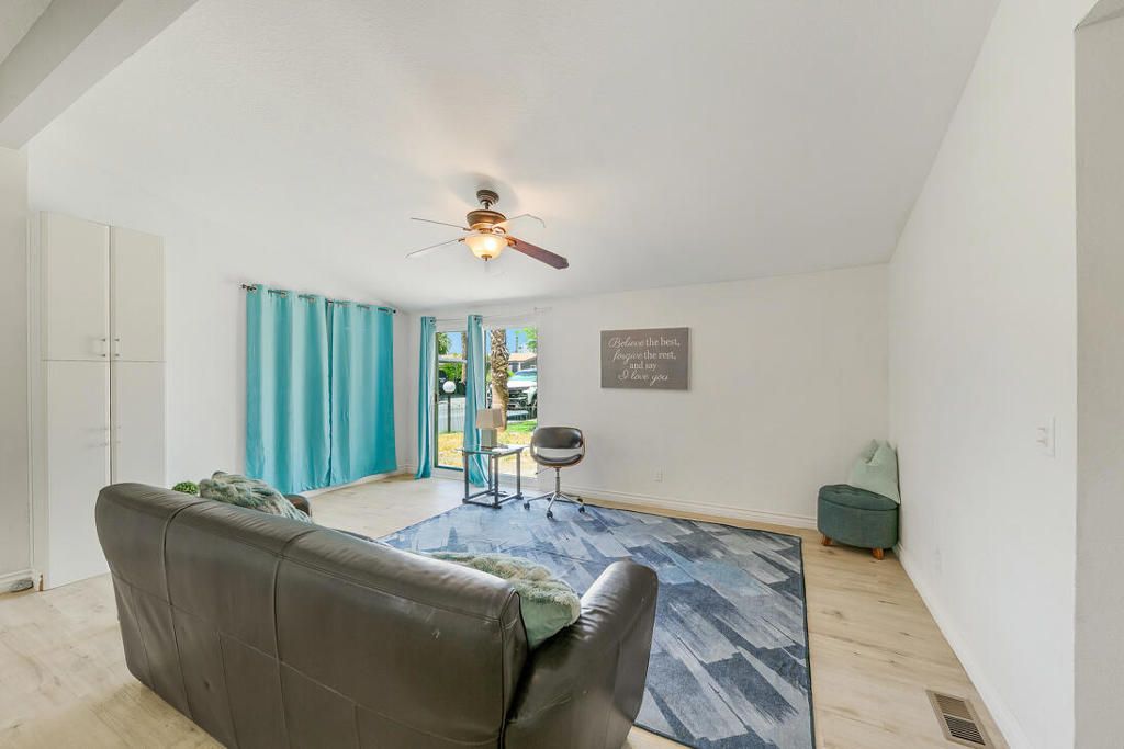 Image 7 of property listing at 80000 Avenue 48 294, Indio, CA 92201