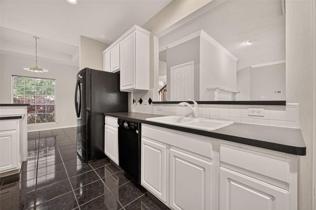 823 Hannock Glen Lane, Spring, TX 77373