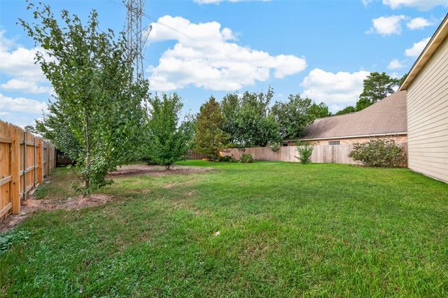 823 Hannock Glen Lane, Spring, TX 77373