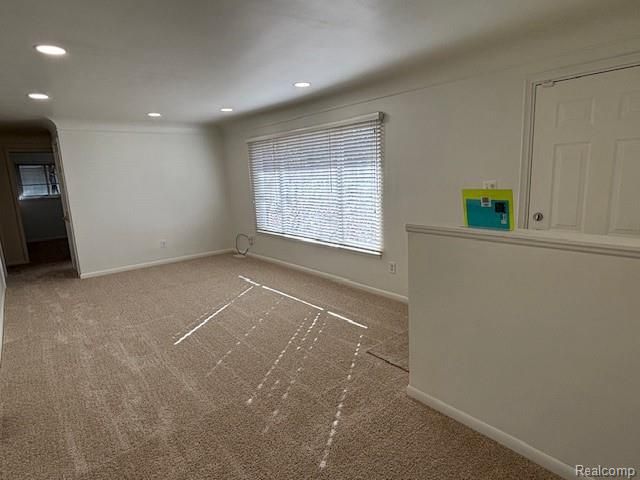 7420 Locklin, West Bloomfield, MI 48324