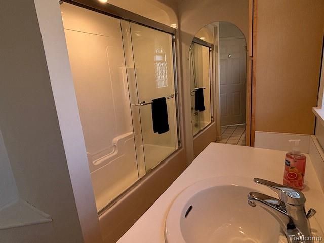 7420 Locklin, West Bloomfield, MI 48324