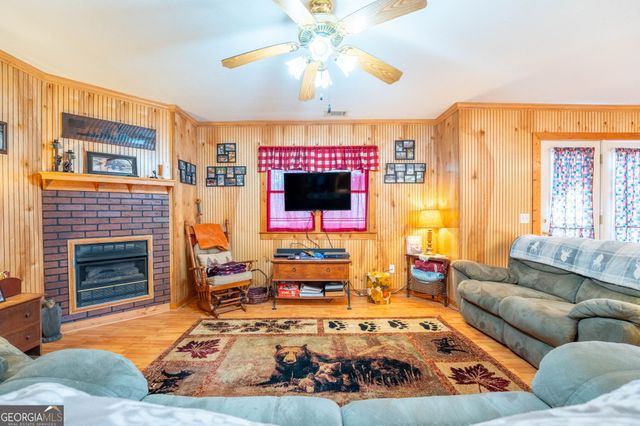 281 Briarpatch Way, Cleveland, GA 30528