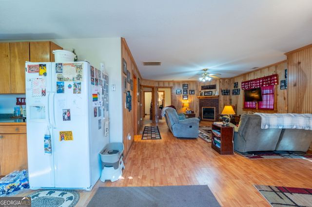 281 Briarpatch Way, Cleveland, GA 30528