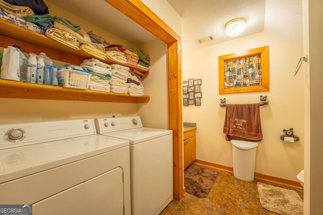 281 Briarpatch Way, Cleveland, GA 30528