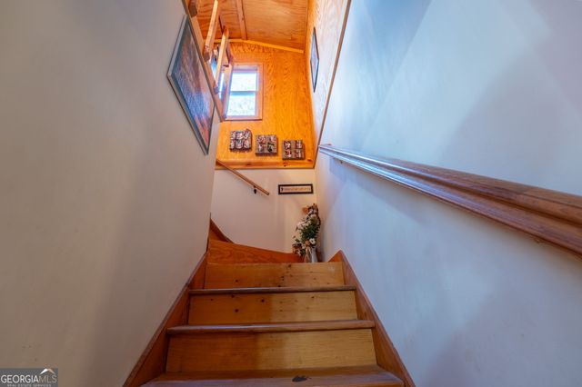 281 Briarpatch Way, Cleveland, GA 30528