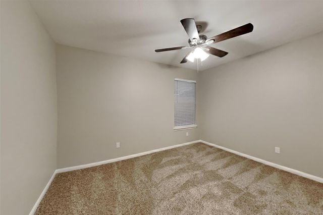 3906 Falvel Shadow Creek Drive, Spring, TX 77388