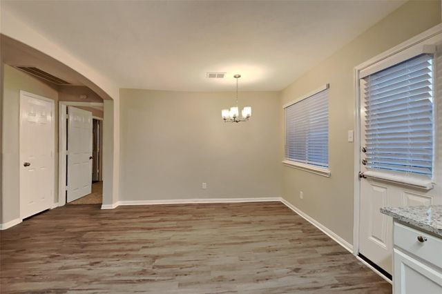 3906 Falvel Shadow Creek Drive, Spring, TX 77388