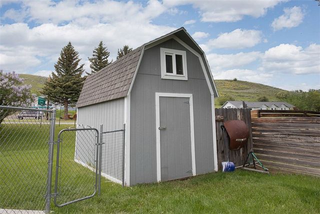 6802 US Highway 212, Red Lodge, MT 59068