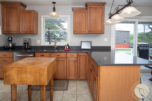 6802 US Highway 212, Red Lodge, MT 59068