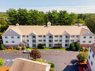 65 Fordway Ext Unit 4310, Derry, NH 03038