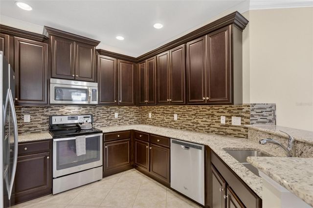 5474 SUNSET FALLS DRIVE, Apollo Beach, FL 33572