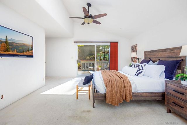 661 Union, Encinitas, CA 92024