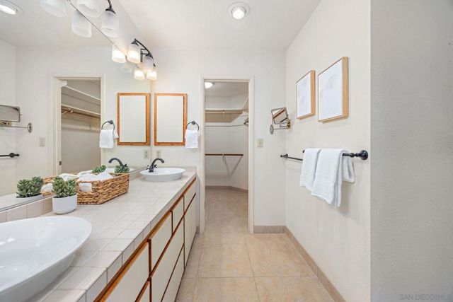 661 Union, Encinitas, CA 92024