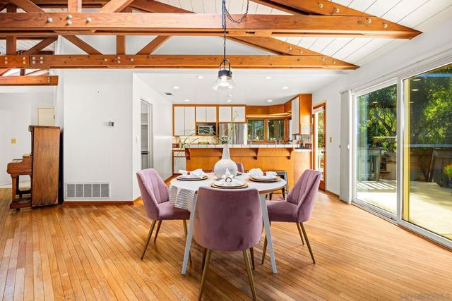 661 Union, Encinitas, CA 92024