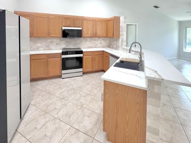 13706 N 41st Ln Lane N, The Acreage, FL 33411