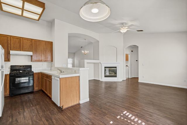 3541 Saint John Rd, West Sacramento, CA 95691