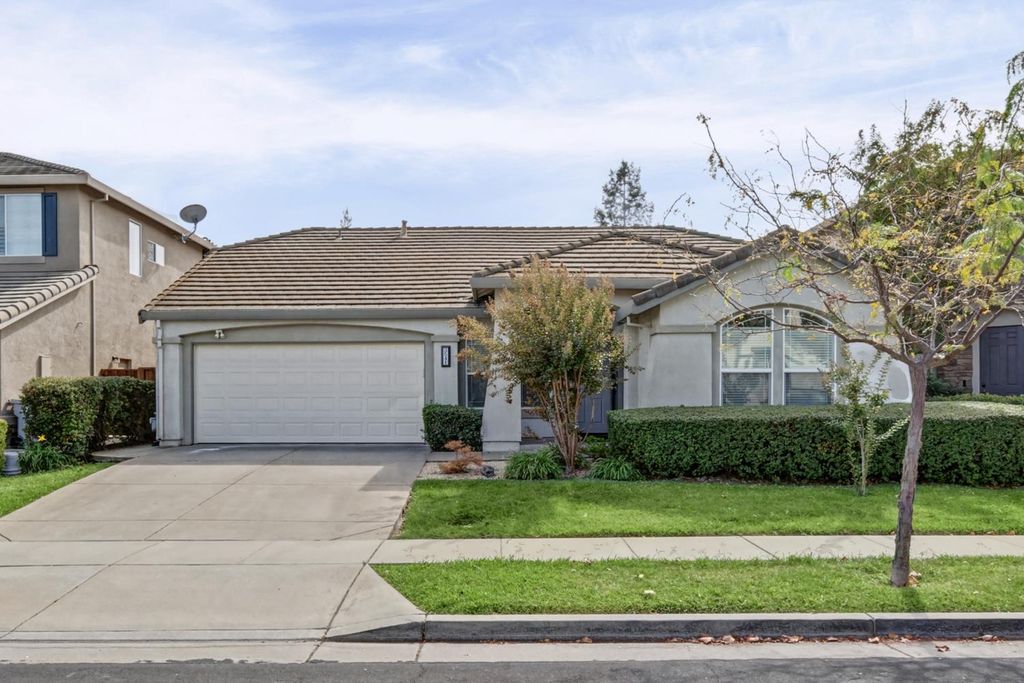 3541 Saint John Rd, West Sacramento, CA 95691