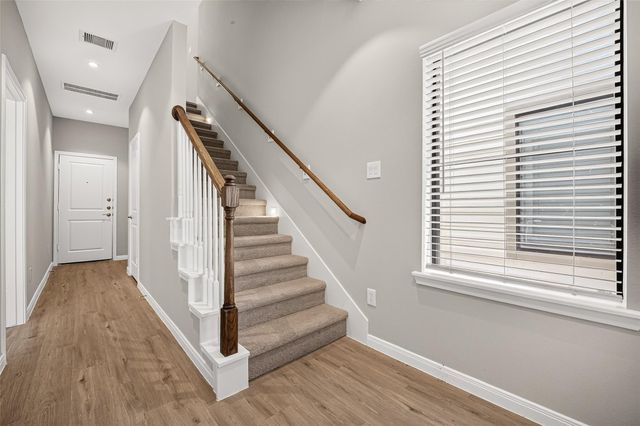 2507 Grey Willow Trail, Houston, TX 77077