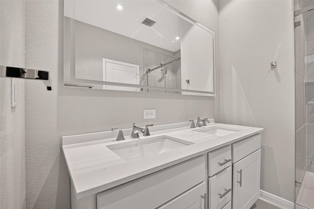 2507 Grey Willow Trail, Houston, TX 77077