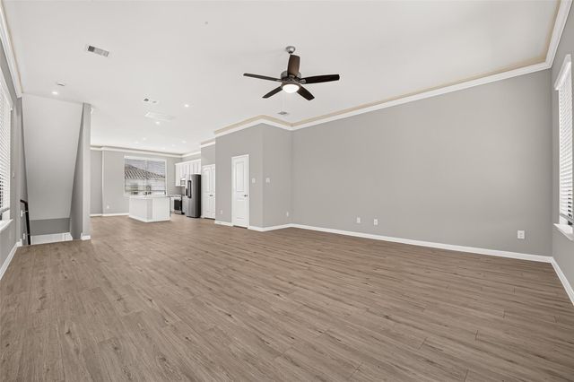 2507 Grey Willow Trail, Houston, TX 77077