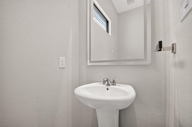 2507 Grey Willow Trail, Houston, TX 77077