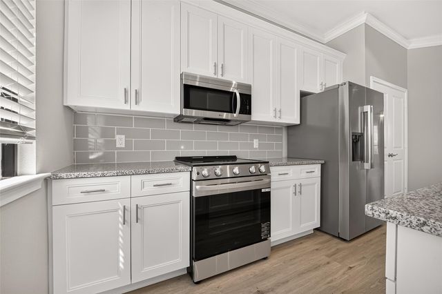 2507 Grey Willow Trail, Houston, TX 77077