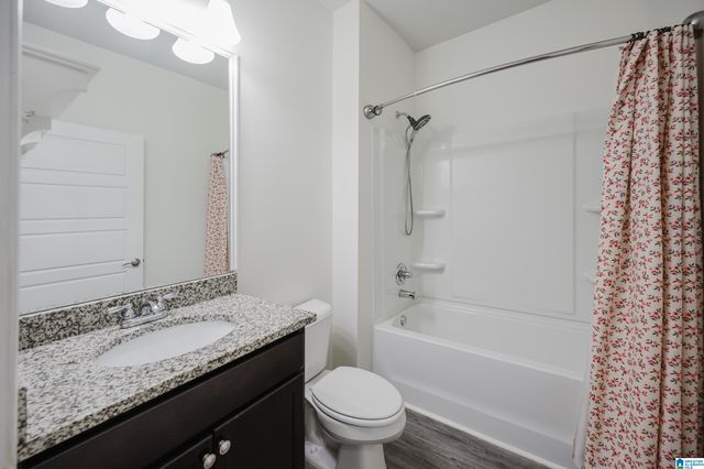 305 COUNTRYSIDE CIRCLE, Calera, AL 35040