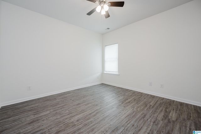305 COUNTRYSIDE CIRCLE, Calera, AL 35040