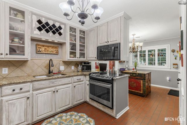 3015 INDIAN STREET, Vernon, TX 76384