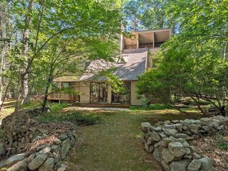 2 High Rock Lane, Hamilton, MA 01982