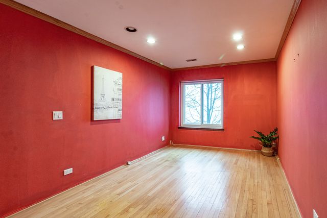 3030 Pheasant Creek Drive 307, Northbrook, IL 60062