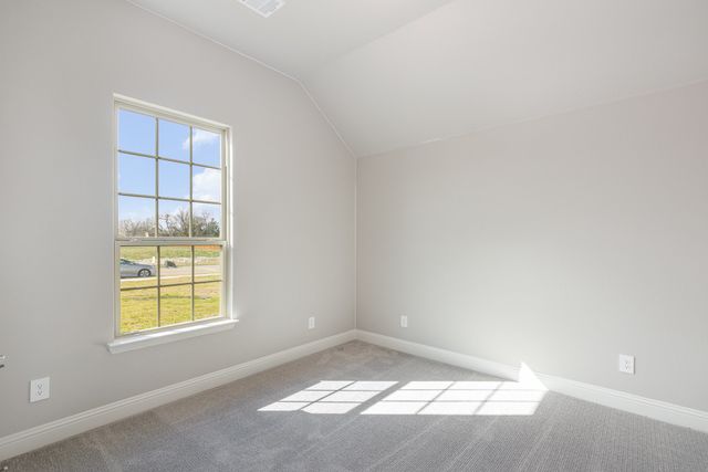 670 Crystal Lake Lane, Red Oak, TX 75154
