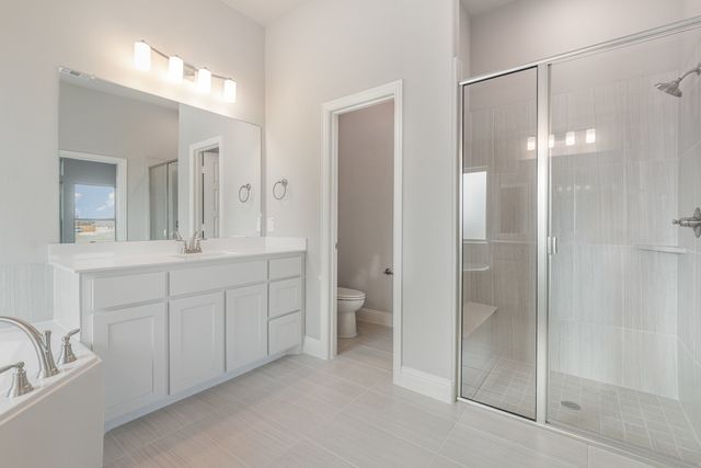 670 Crystal Lake Lane, Red Oak, TX 75154