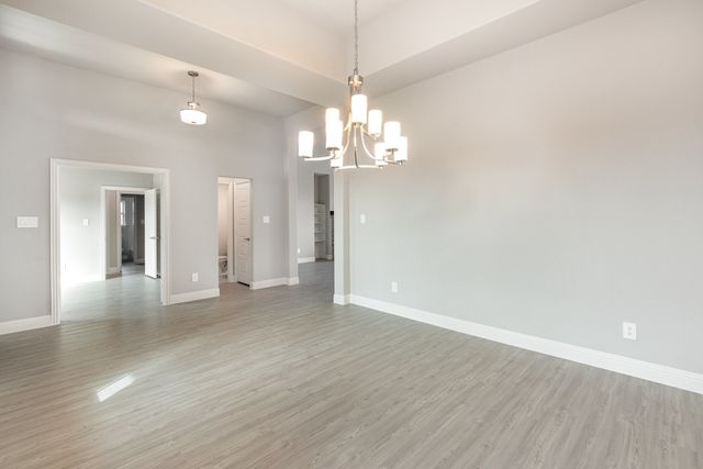 670 Crystal Lake Lane, Red Oak, TX 75154