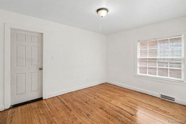 18112 Northlawn Street, Detroit, MI 48221