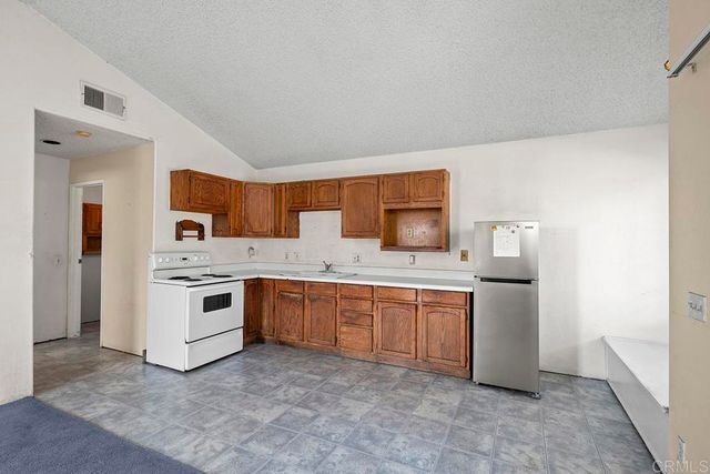4411 VISTA CORONADO DR, Chula Vista, CA 91910