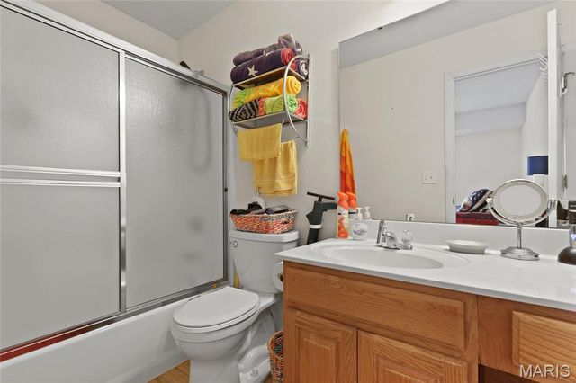 2340 Arkansas Drive, High Ridge, MO 63049