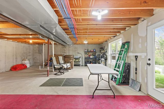 2340 Arkansas Drive, High Ridge, MO 63049